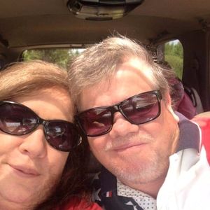 Meet your Posher, Gloria